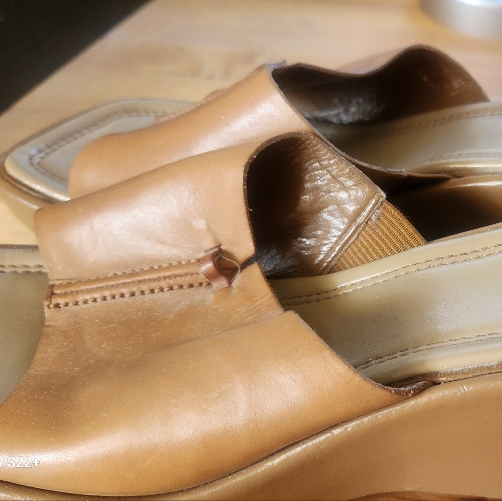 Nine West Tan Leather Mules Classic Design